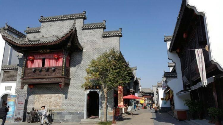 杨紫异性缘很好，但是为什么她一直没有男朋友？